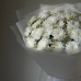 Букет и кружевной кустовой хризантемы и ромашек