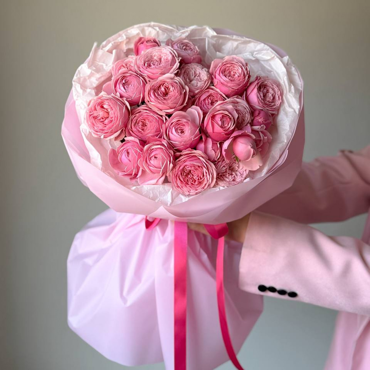 Монобукет из кустовых роз Сильва Пинк 271