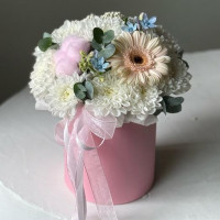 Композиция цветочная с герберой 070